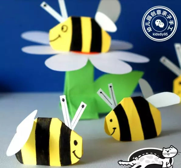 幼兒園卡紙手工，小班也能玩的小蜜蜂摺紙